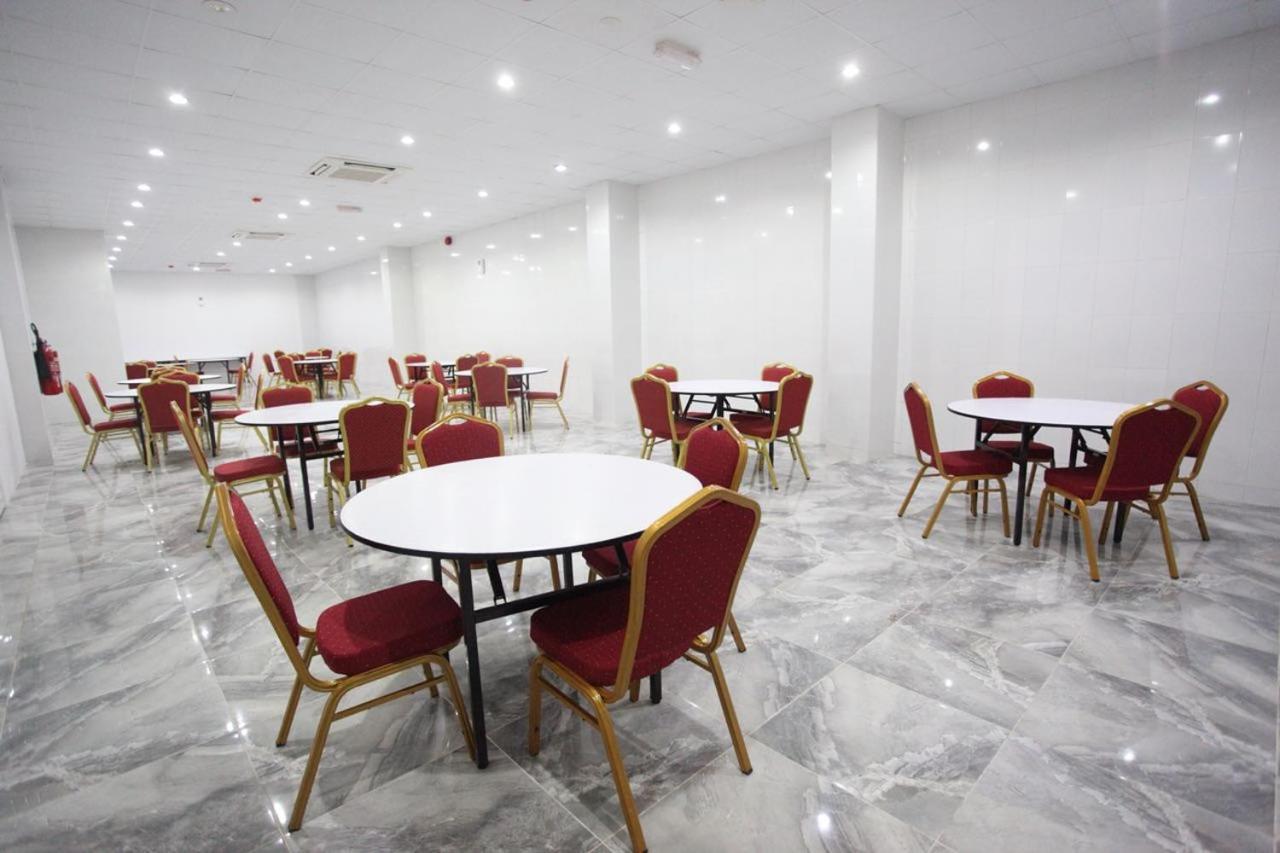 Almanzel Hotel Apartments 马斯喀特 外观 照片