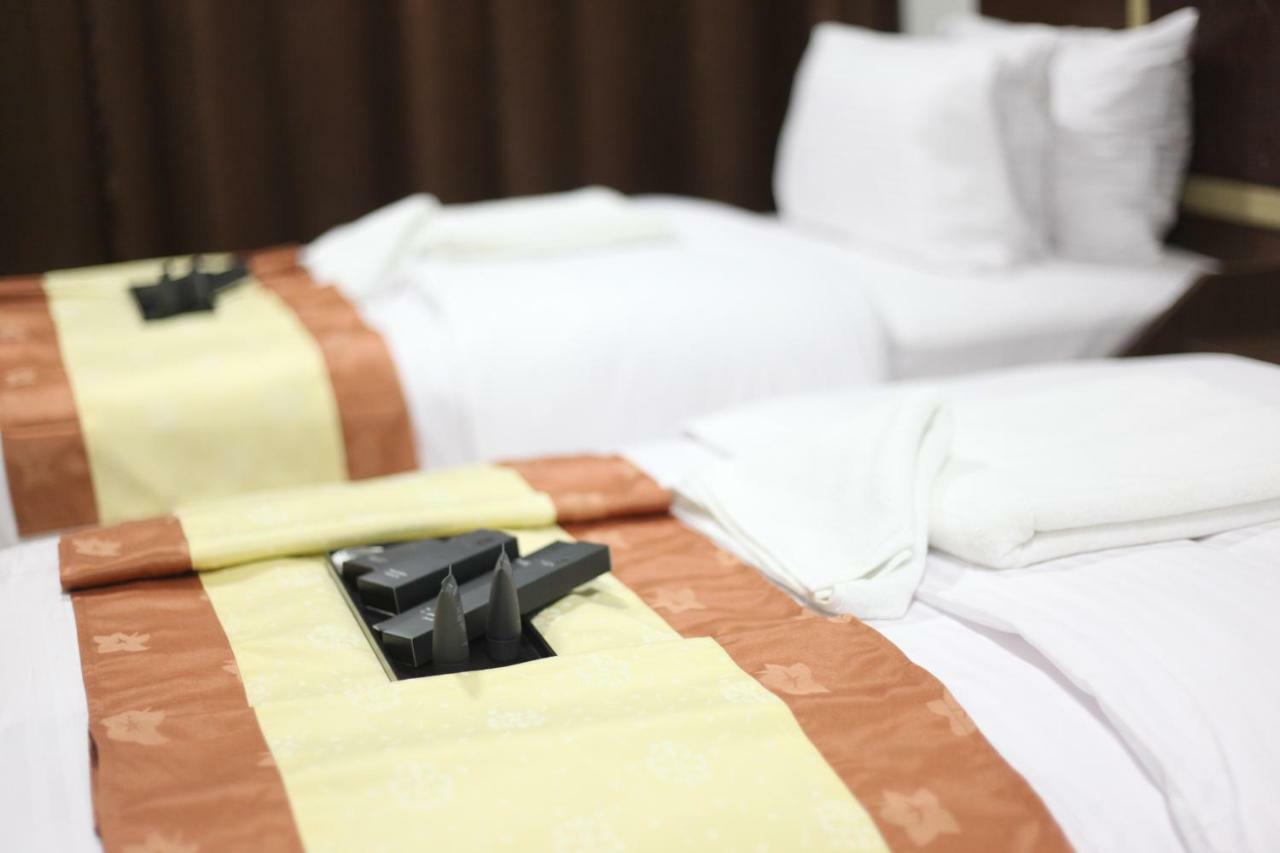 Almanzel Hotel Apartments 马斯喀特 外观 照片